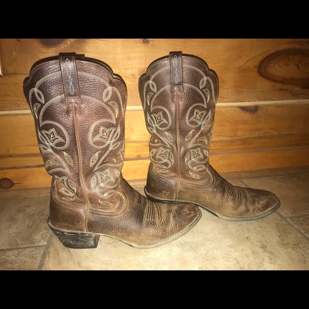 Ariat boot women’s Sz 8